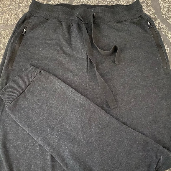 2 pair grey sweatpants joggers, zipper pockets , size medium - Picture 2 of 8